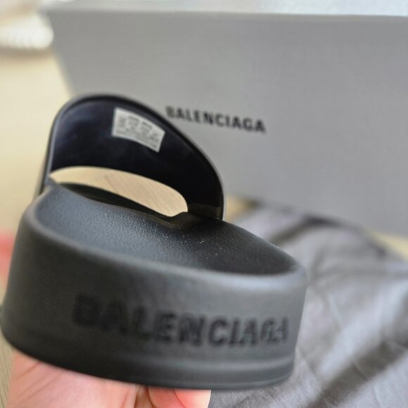 New Balenciaga GLOW Slides SZ 46 (M13) Unworn, Original Box w Tag & 2 Dust Bags. main image 7